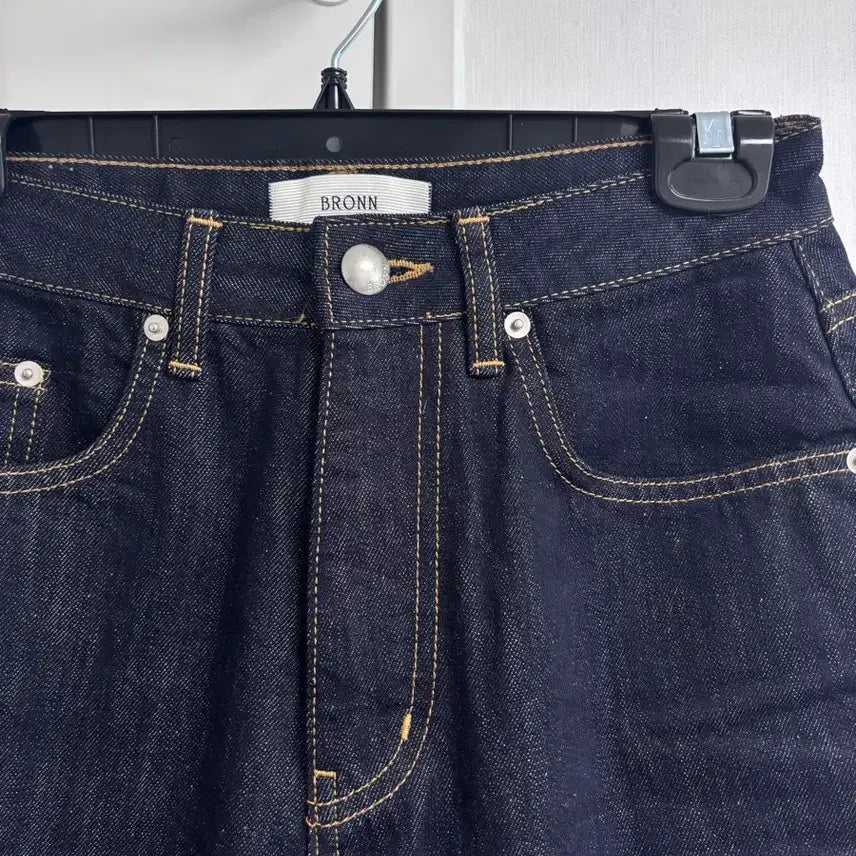 [BUNJANG] Bron 25FW Flare Non-Faded Bootcut Jeans / 브론 25FW 플레어 논페이드 부츠컷 롱M