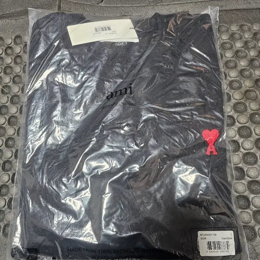 [SOLD OUT] 아미 블랙 하트 로고 맨투맨 L