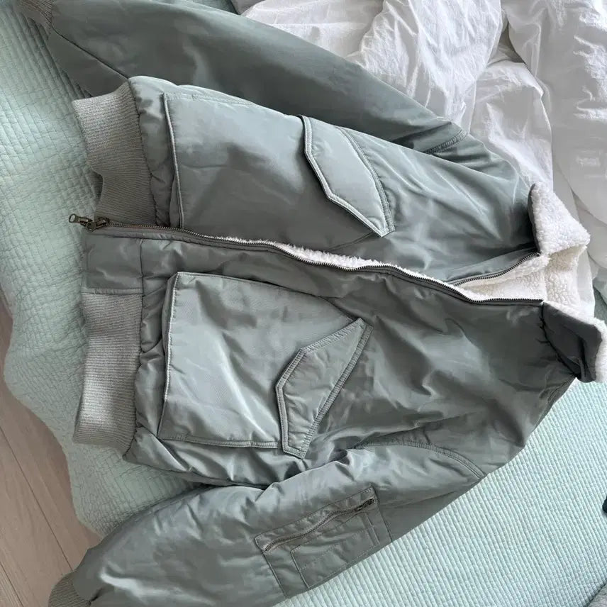 [BUNJANG] Mint Suede Mustang Jacket (Size 95-100) / 보세 무스탕 민트색