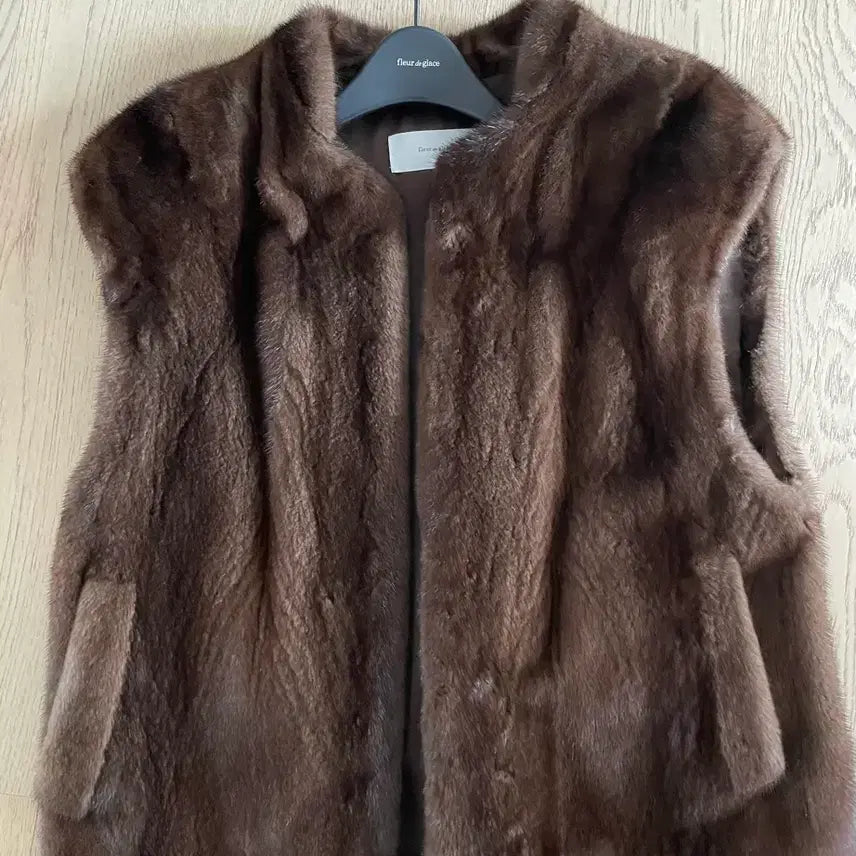 [BUNJANG] Pru Mink Vest Mahogany 66 Size / 프루 밍크 베스트(마호가니) 66사이즈