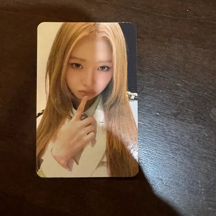 [BUNJANG] IVE Rei Photocard / 아이브 DIVE into IVE 콘서트 포토카드 레이