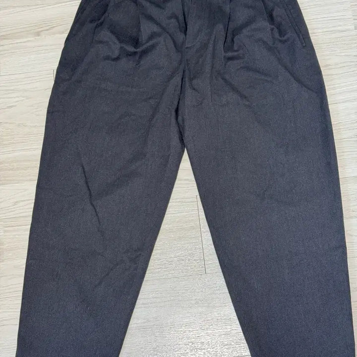 [BUNJANG] Bearded Kid Bending Silhouette Pants / 비얼디드키드 밴딩 실루엣 팬츠