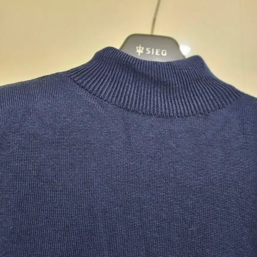 [BUNJANG] COS Cape Style Turtleneck Knit Sweater / COS 케이프 스타일 터틀넥 니트