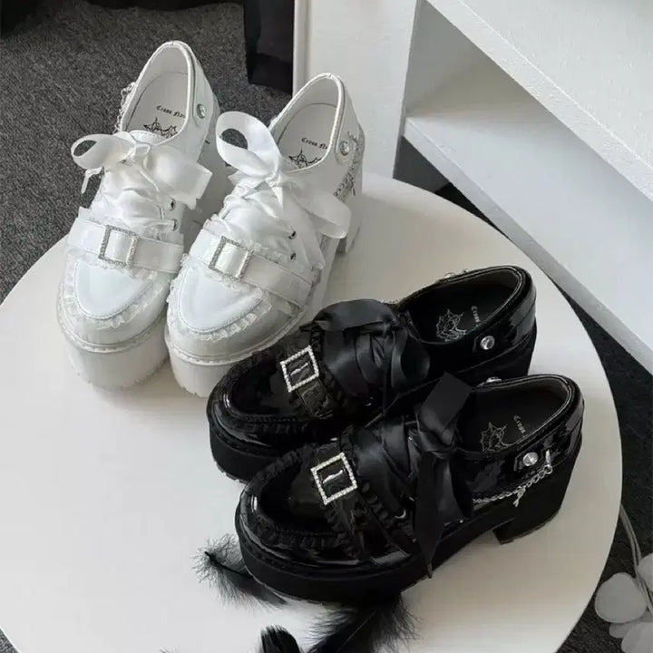 [BUNJANG] Platform High Heel Shoes with Cross Chain and Ribbon / 양산형 지뢰계 하이힐 플랫폼 슈즈 십자가 체인 리본 장식 슈즈(2컬러)