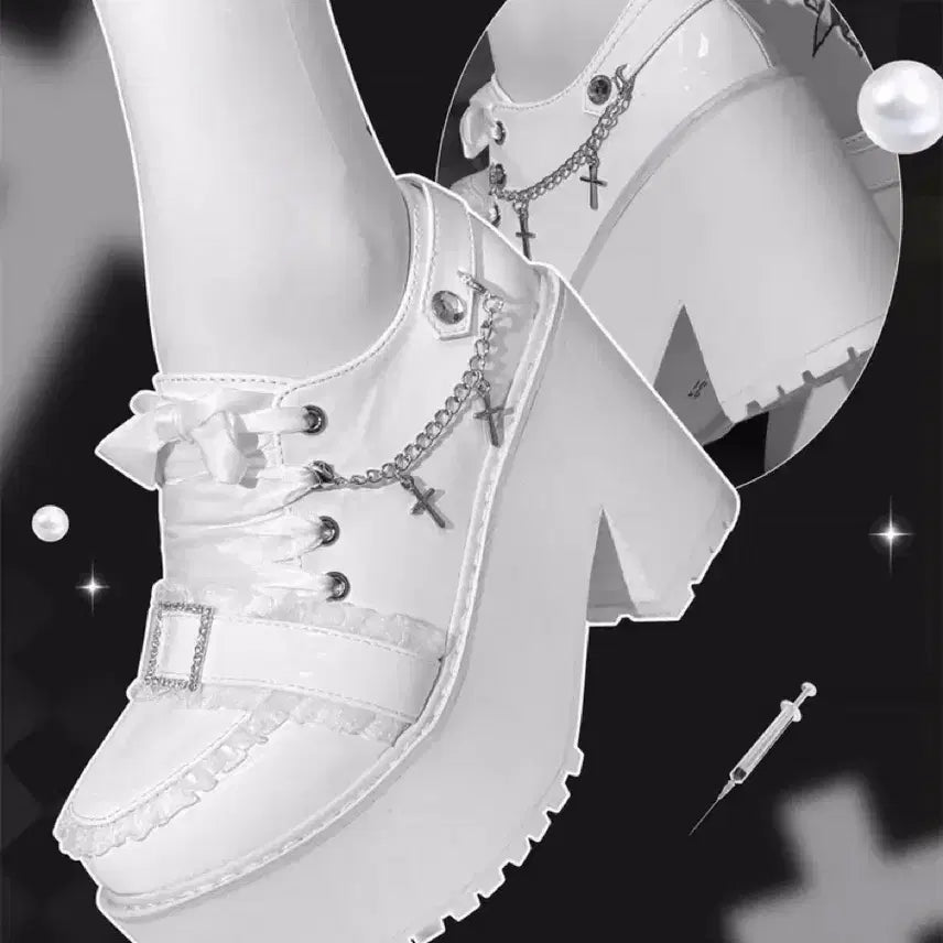 [BUNJANG] Platform High Heel Shoes with Cross Chain and Ribbon / 양산형 지뢰계 하이힐 플랫폼 슈즈 십자가 체인 리본 장식 슈즈(2컬러)