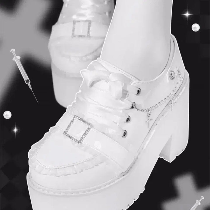 [BUNJANG] Platform High Heel Shoes with Cross Chain and Ribbon / 양산형 지뢰계 하이힐 플랫폼 슈즈 십자가 체인 리본 장식 슈즈(2컬러)