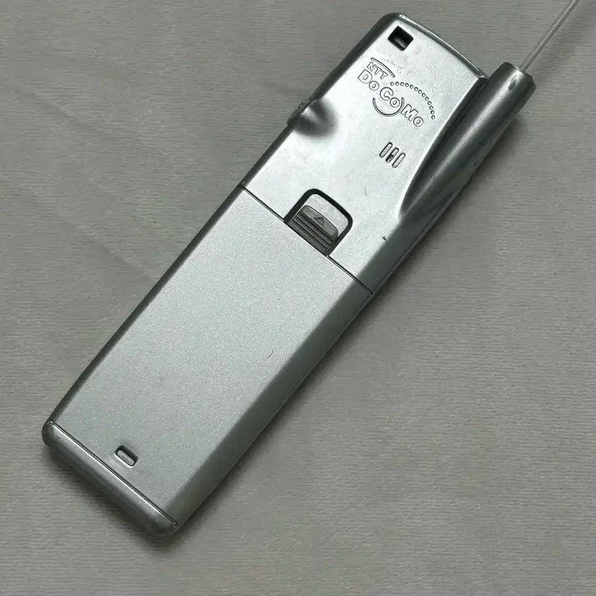 [BUNJANG] Docomo Classic Mobile Phone Mockup / 일본 고전 휴대폰 모형 목업폰 도코모