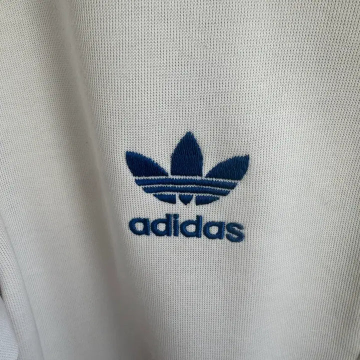 [BUNJANG] Adidas White Track Top with American Flag Patch / 아디다스 흰색 트랙탑 + 미국 국기 패치