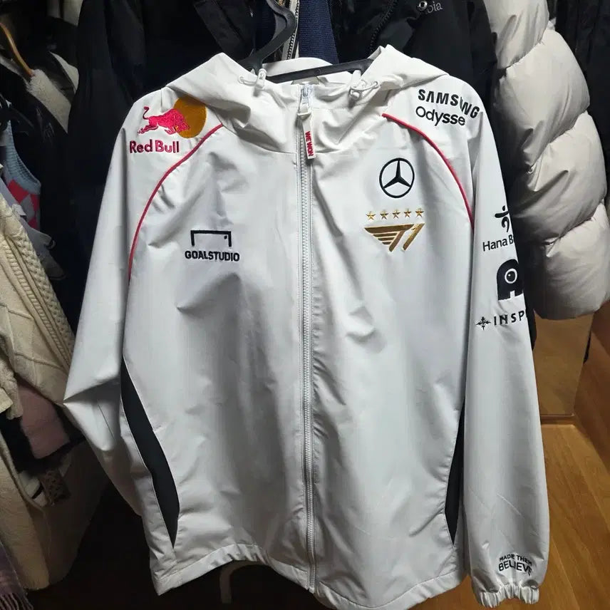 [BUNJANG] T1 ZOFGK XL Hooded Jacket / T1 2024 월즈 우승 ZOFGK XL