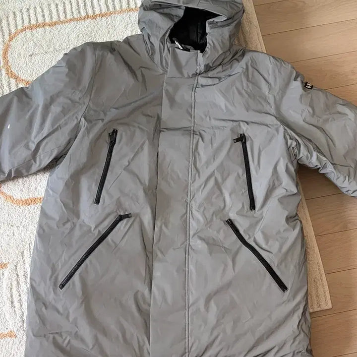 [SOLD OUT] DKNY 회색 후드 패딩 점퍼