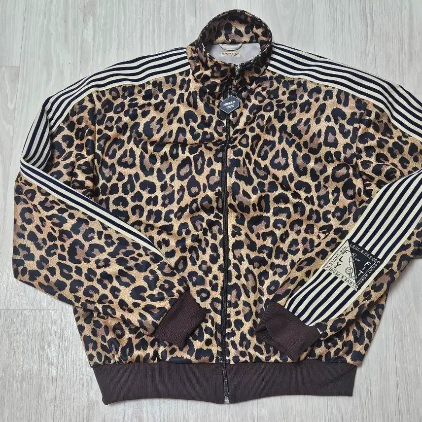 [BUNJANG] Capital Leopard Print Track Jacket / 캐피탈 스무스 저지 레오파드 프린트 스턴트맨 앤 우먼 트랙 자켓 브라운