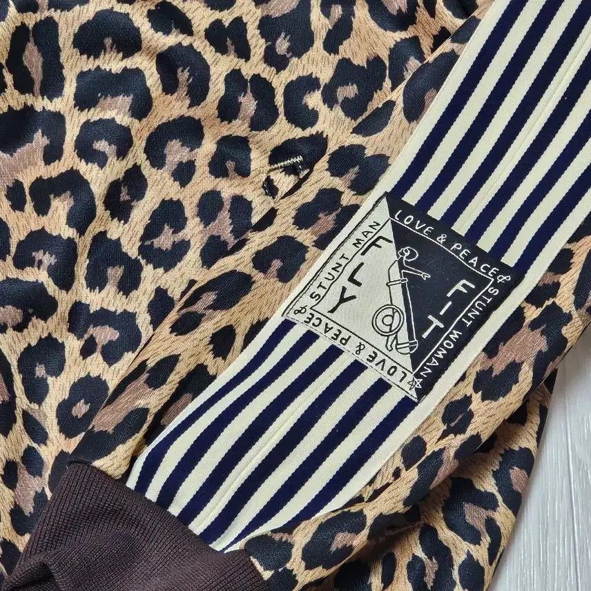 [BUNJANG] Capital Leopard Print Track Jacket / 캐피탈 스무스 저지 레오파드 프린트 스턴트맨 앤 우먼 트랙 자켓 브라운