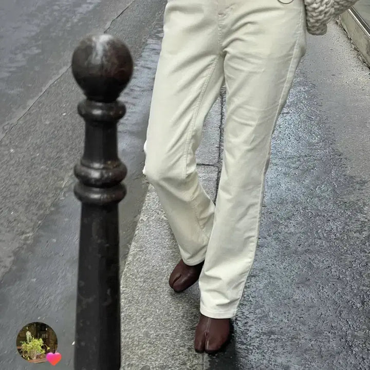 [BUNJANG] Ore Slim Fit Corduroy Pants - Ecru Size 1 / Ore 오어 슬림핏 코듀로이 팬츠 에크루 1사이즈