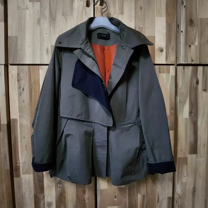 [BUNJANG] SYSTEM Khaki Short Trench Coat / 택포)SYSTEM 시스템 카키색 숏트렌치코트