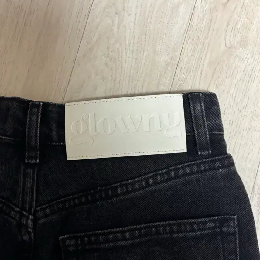 [BUNJANG] GLOWNY Jane Black Denim Pants / GLOWNY 제인 블랙 데님 팬츠