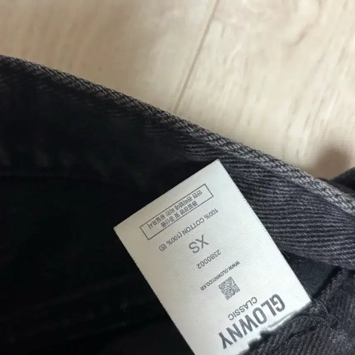 [BUNJANG] GLOWNY Jane Black Denim Pants / GLOWNY 제인 블랙 데님 팬츠