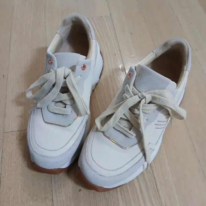 [BUNJANG] Misope Ivory Suede Women&