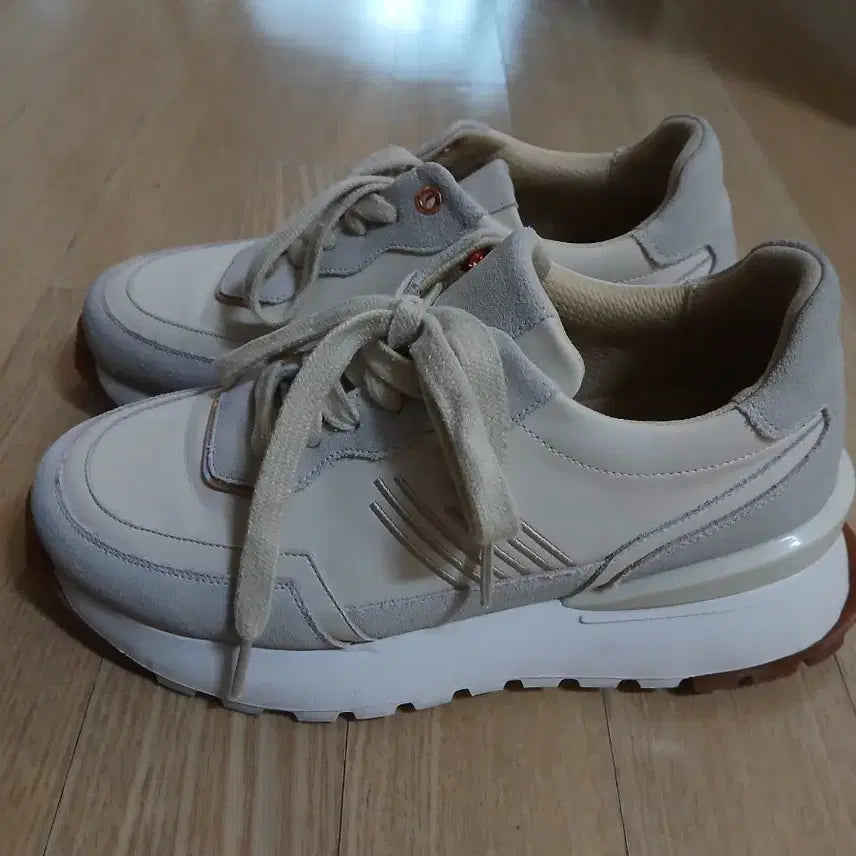 [BUNJANG] Misope Ivory Suede Women&