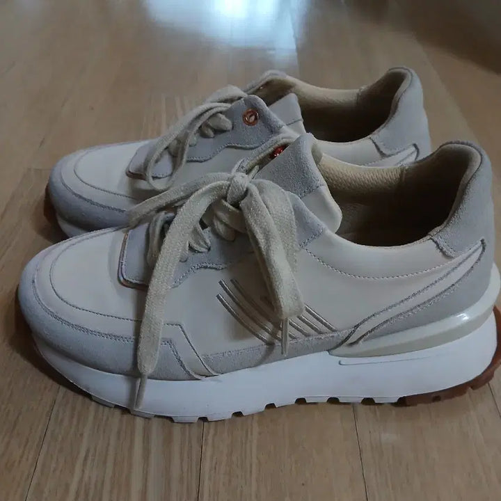 [BUNJANG] Misope Ivory Suede Women&