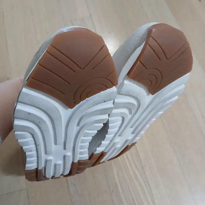 [BUNJANG] Misope Ivory Suede Women&