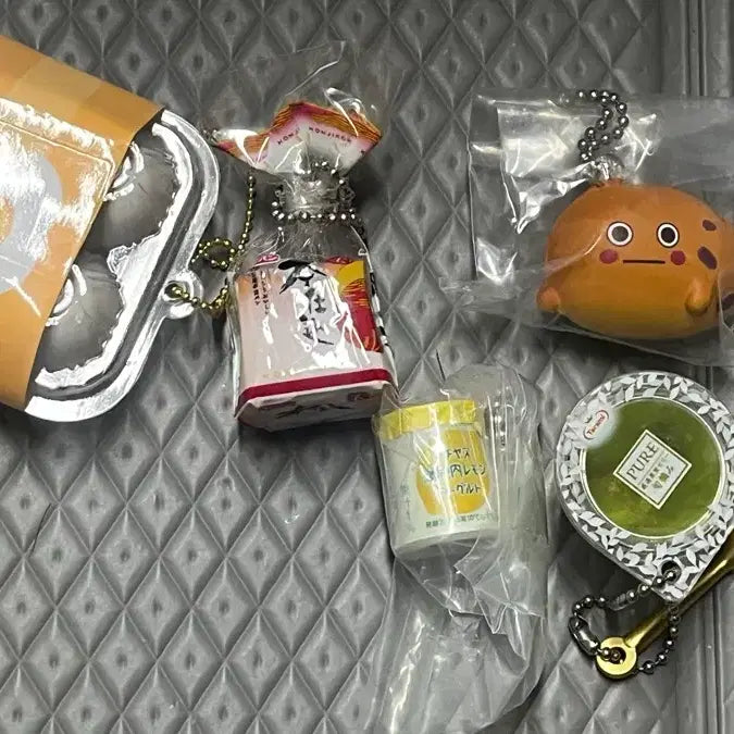 [BUNJANG] Dessert Snack Keychain Gachapon Set / 디저트 간식류 키링 가챠