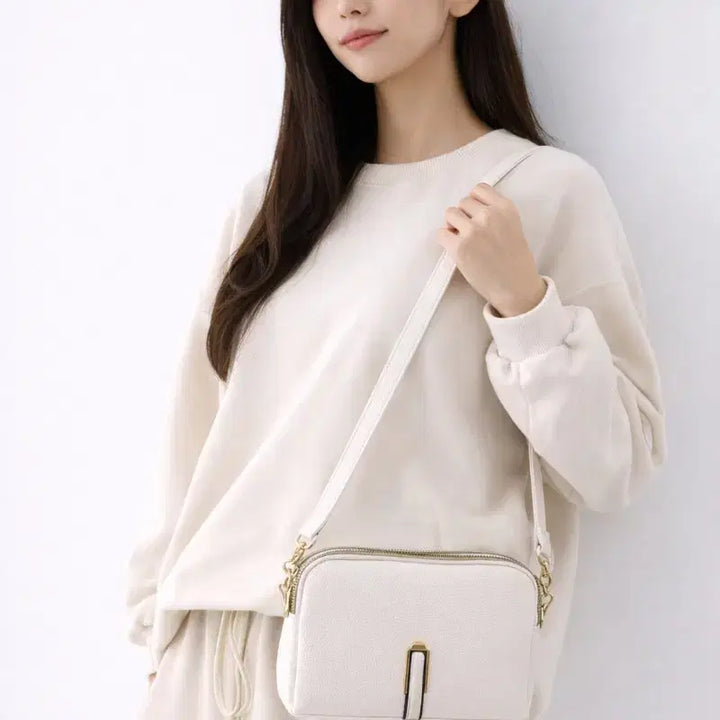 [SOLD OUT] 화이트 레더 미니 크로스백