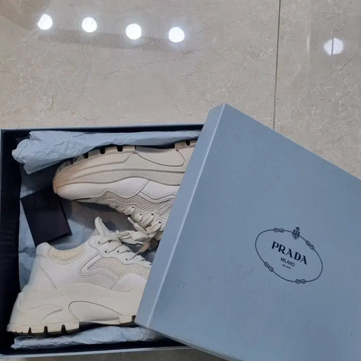 [BUNJANG] Prada Sneakers / 프라다 스니커즈