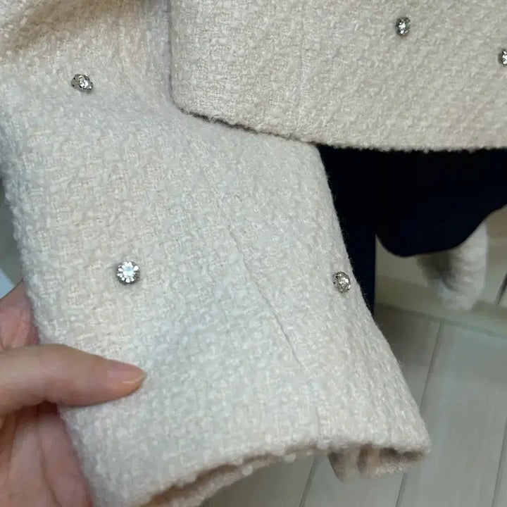 [BUNJANG] Bitter:ender Tweed Jacket with Cubic Detail / bitter:ender 트위드 자켓 아이보리 큐빅
