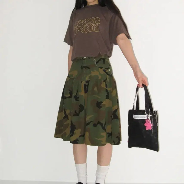 [BUNJANG] Ronron Shirring Flare Mid Skirt Camouflage / 론론 미디스커트 SHIRRING FLARE MID SKIRT CAMOUF
