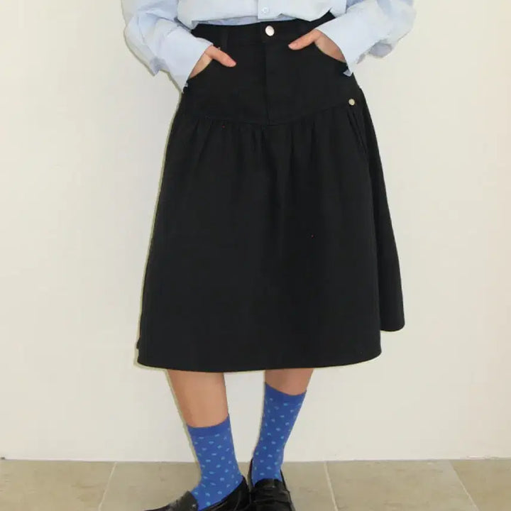 [SOLD OUT] 론론 미디스커트 SHIRRING FLARE MID SKIRT BLACK