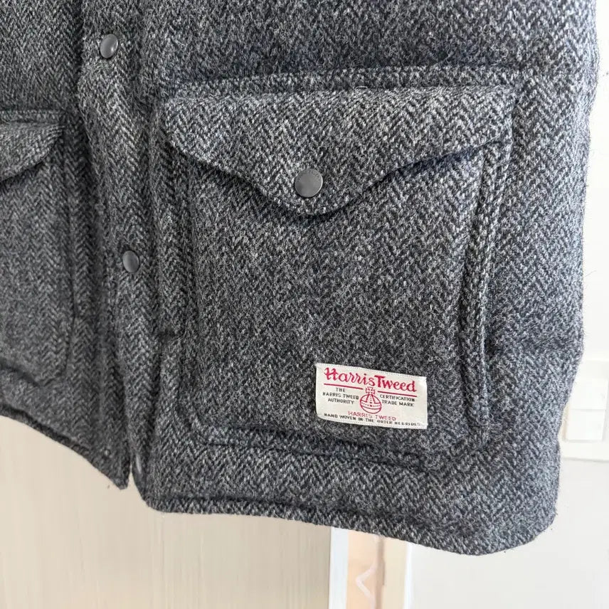 [BUNJANG] Eddie Bauer Harris Tweed Wool Goose Down Vest / 에디바우어 헤링본 해리스  트위드 울 구스다운 베스트 패딩조끼 M