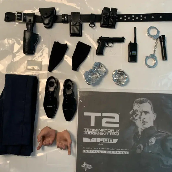 [SOLD OUT] 핫토이 T-1000 2.0 루즈 판매