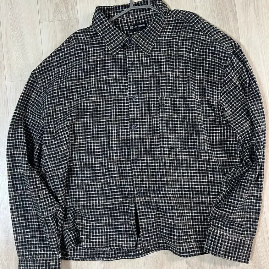 [BUNJANG] Cotton Houndstooth Check Crop Shirt [Black] / 코튼 하운드 체크 크롭 셔츠 [블랙]