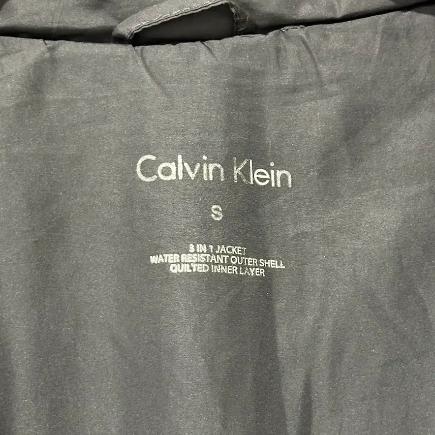 [BUNJANG] Calvin Klein Windbreaker Jacket / [Calvin Klein] 캘빈클라인 바람막이(내피 포함)
