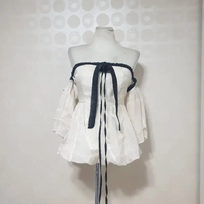 [BUNJANG] New Goddess Crop Top / 새것/여신/크롭티55/크롭탑55/레이스티55