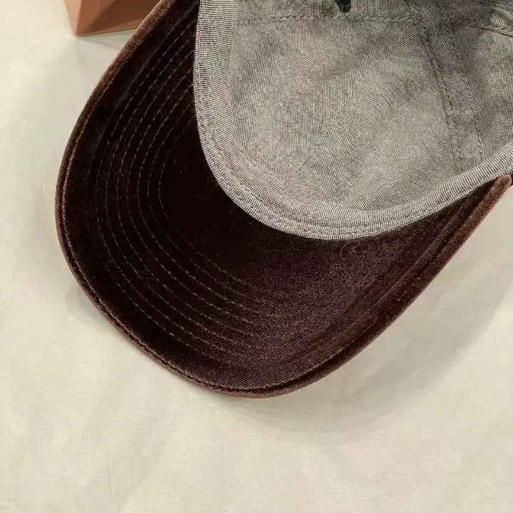 [BUNJANG] Miu Miu Velvet Ball Cap / 미우미우 벨벳 볼캡