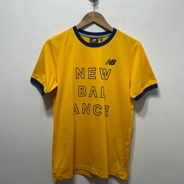 [BUNJANG] New Balance Yellow Short Sleeve T-shirt (Size M) / 뉴발란스 노랑 반팔 티셔츠 M