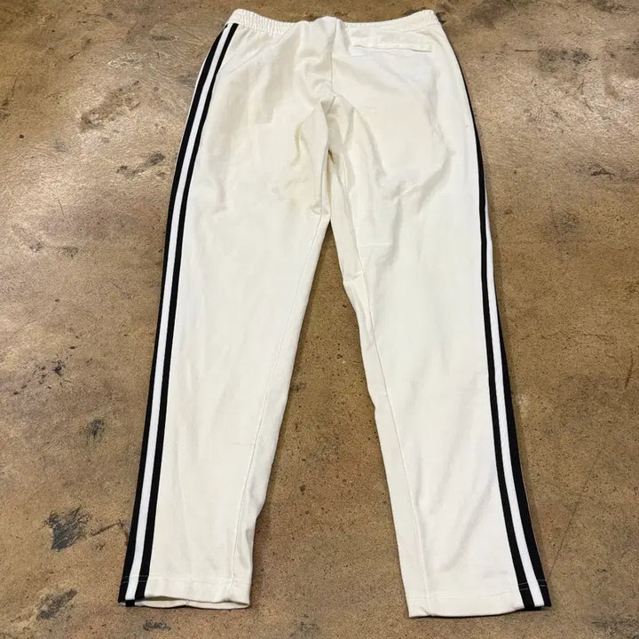 [BUNJANG] Adidas Three-Stripe Track Pants (Ivory) / [정품/M] 아디다스 삼선 트랙 바지 아이보리