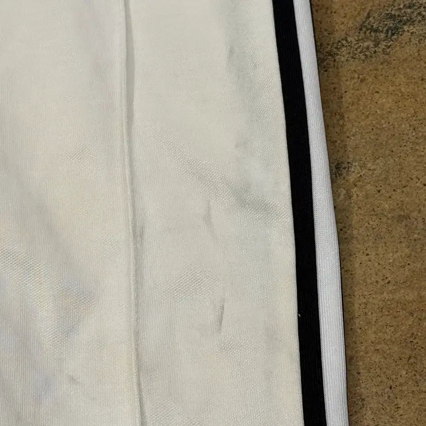 [BUNJANG] Adidas Three-Stripe Track Pants (Ivory) / [정품/M] 아디다스 삼선 트랙 바지 아이보리