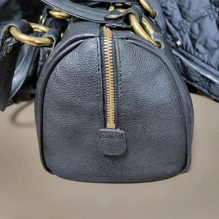 [BUNJANG] MCM Leather Mini Tote Bag / MCM 블랙 레더 토트백 미니백