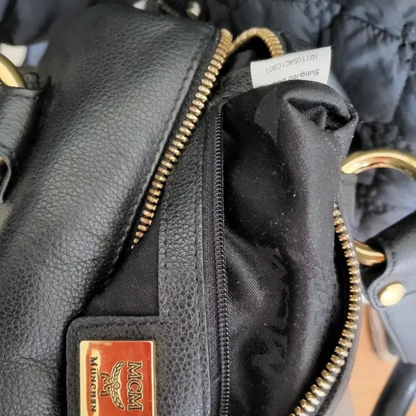 [BUNJANG] MCM Leather Mini Tote Bag / MCM 블랙 레더 토트백 미니백