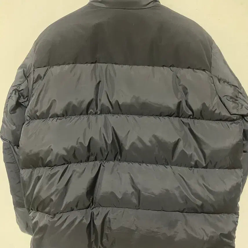 [BUNJANG] Project M Black Padded Jumper / 프로젝트M 점퍼