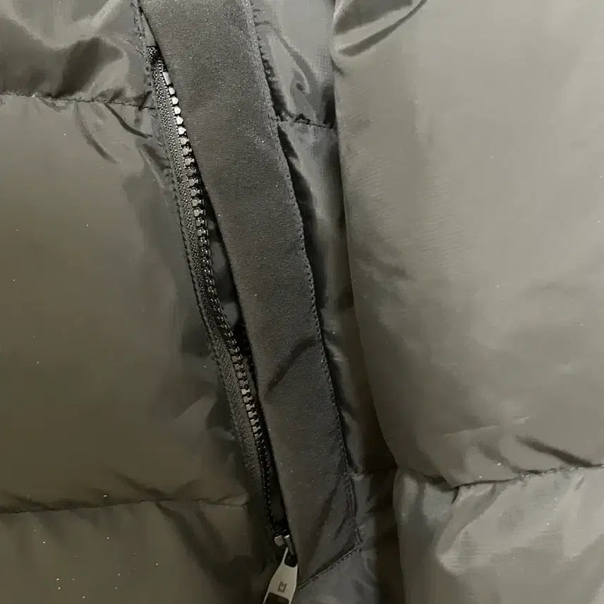 [BUNJANG] Project M Black Padded Jumper / 프로젝트M 점퍼