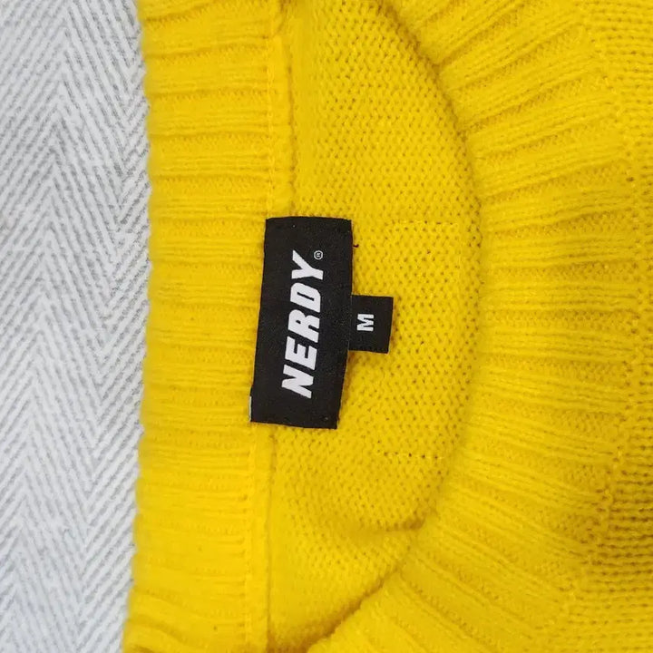 [BUNJANG] Nerdy Big Logo Oversized Knit Sweater (Men&