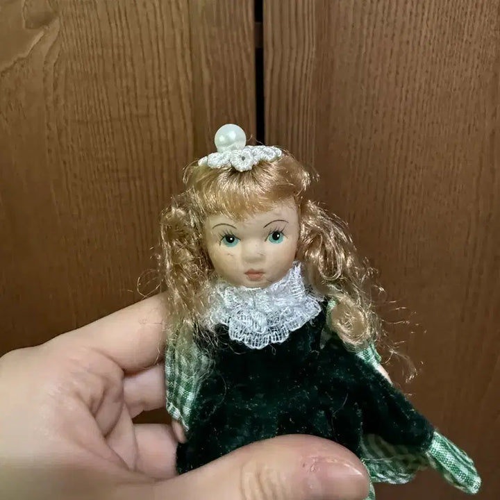 [BUNJANG] Vintage Doll Green Check Dress / 빈티지 인형 그린 체크 드레스 금발머리
