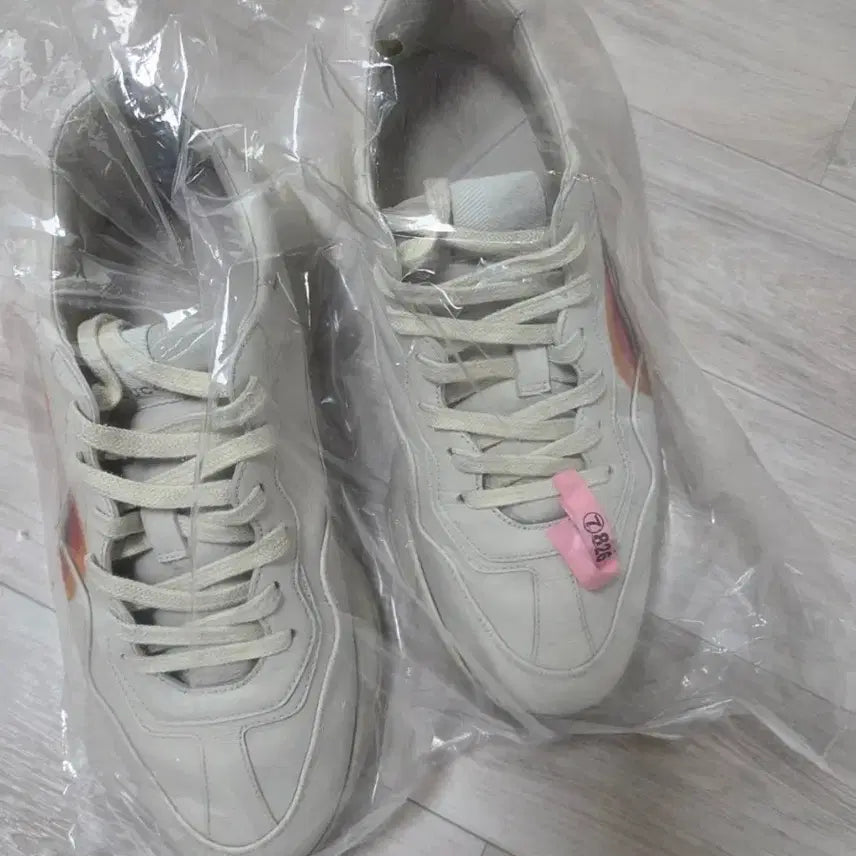 [BUNJANG] Gucci Rhyton Sneakers / 구찌 라이톤 265