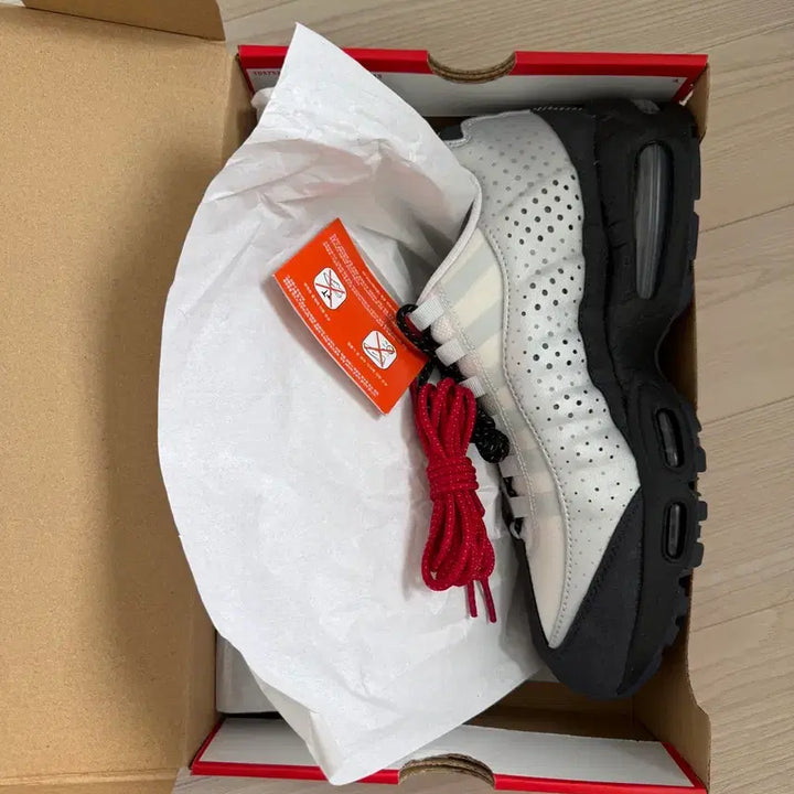[BUNJANG] Nike Air Max 95 Big Bubble Photon Dust Metallic Silver Sneakers / 나이키 에어맥스 95 빅 버블 성수 포톤 더스트 메탈릭 실버 285새상품