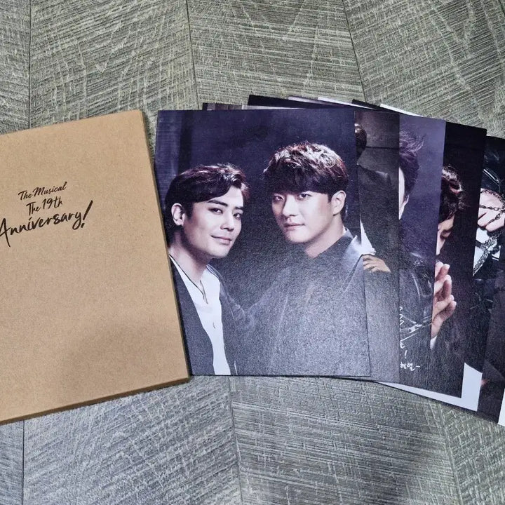 [BUNJANG] The Musical Han Ji Sang &amp; Yoon Hyung Ryul Postcard Set / 더뮤지컬 한지상 윤형렬 엽서세트 판매