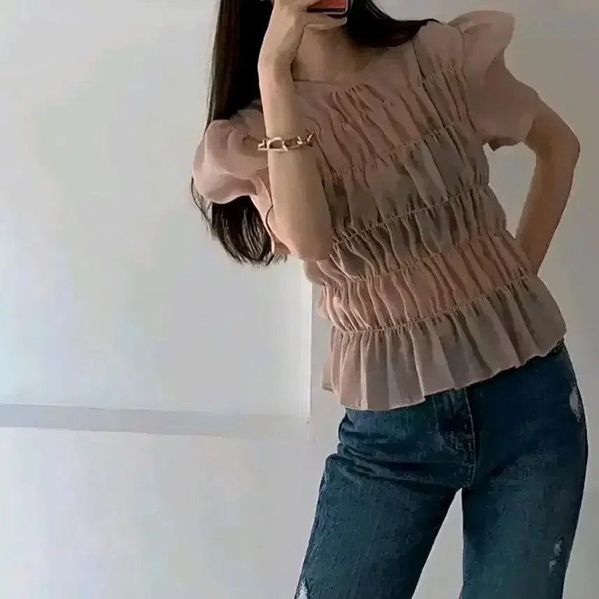 [BUNJANG] DeMore Smoke Shirring Blouse - Black / 드모어 스모크 셔링 블라우스 - 블랙