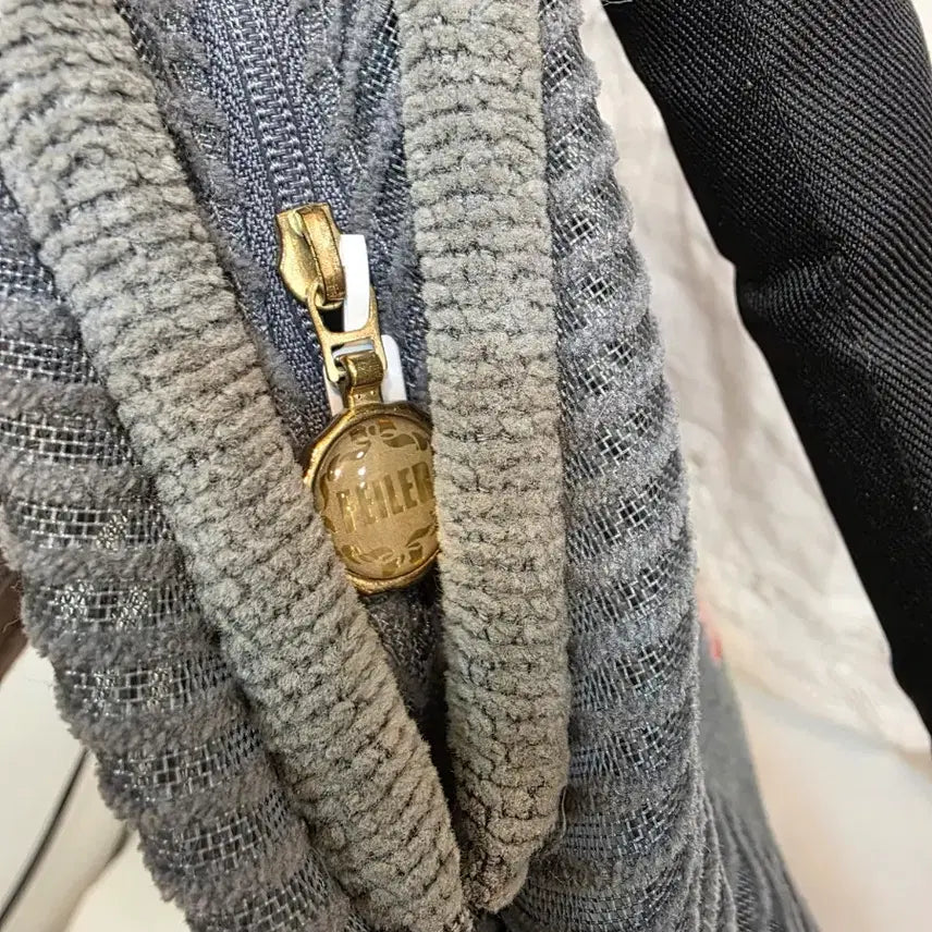 [SOLD OUT] FEILER  꽃 자수 니트 토트백 그레이